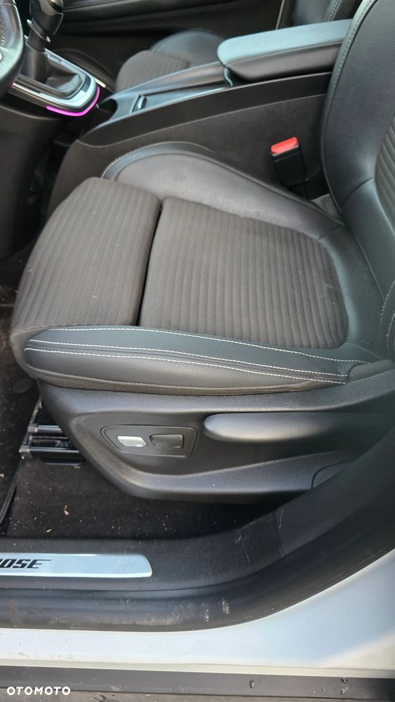 Renault Grand Scenic Gr 1.2 TCe Energy Limited EU6 - 12