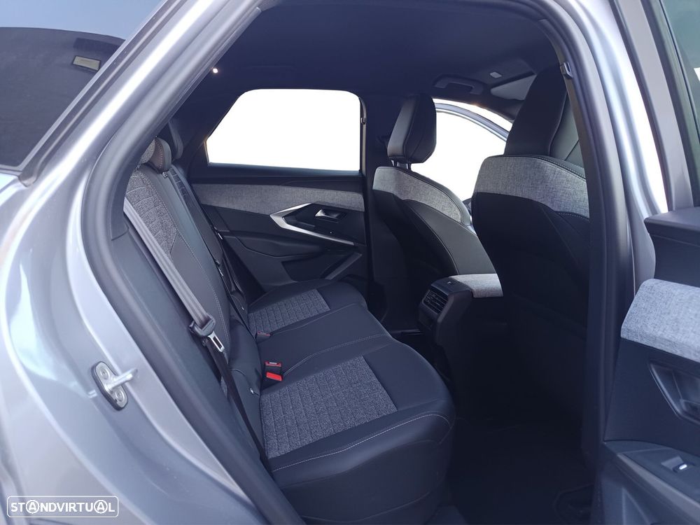 Peugeot E-3008 73 kWh Allure - 20