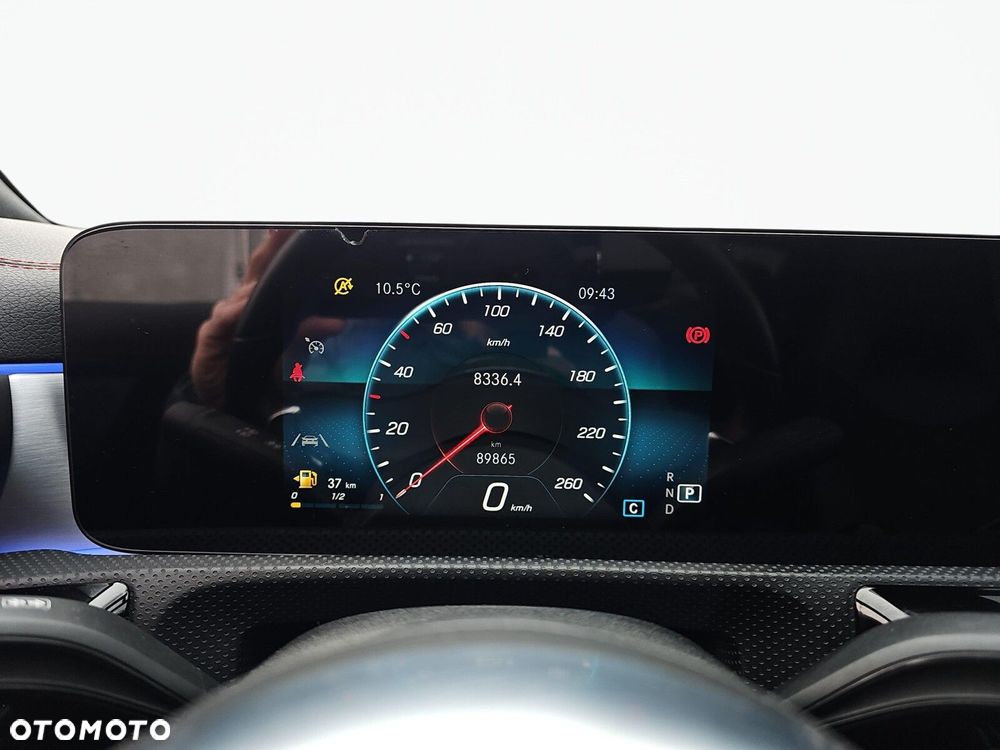 Mercedes-Benz CLA - 24