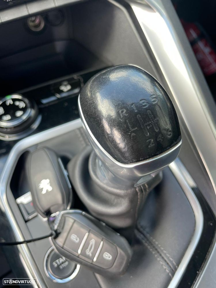 Peugeot 3008 BlueHDi 120 Stop & Start Allure - 17