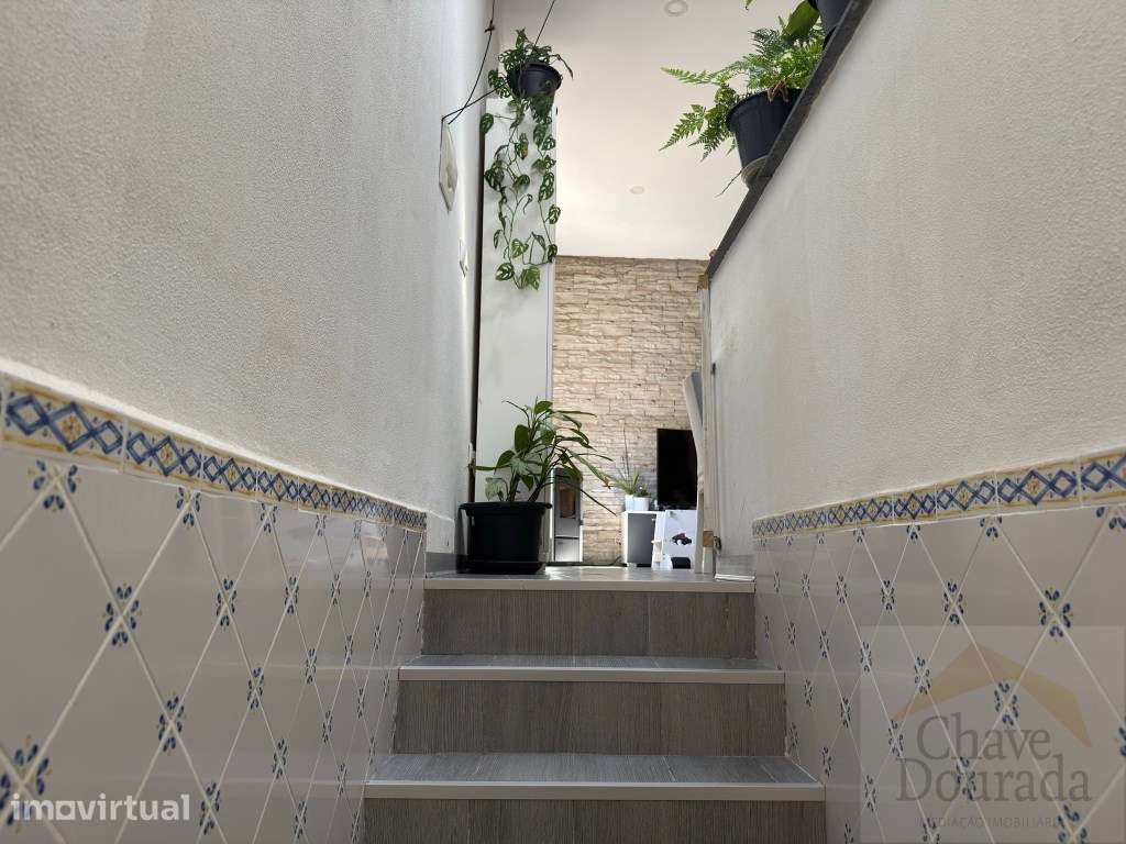 Moradia T2 remodelada - Ceira - Grande imagem: 3/22