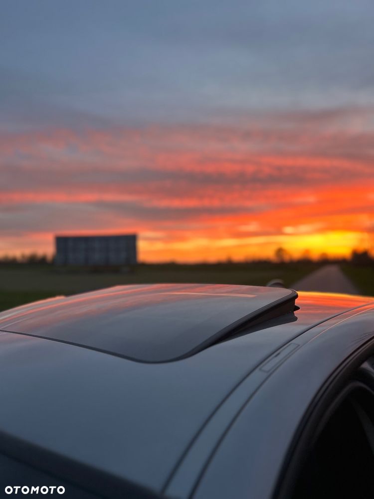 BMW Seria 3 320i - 7