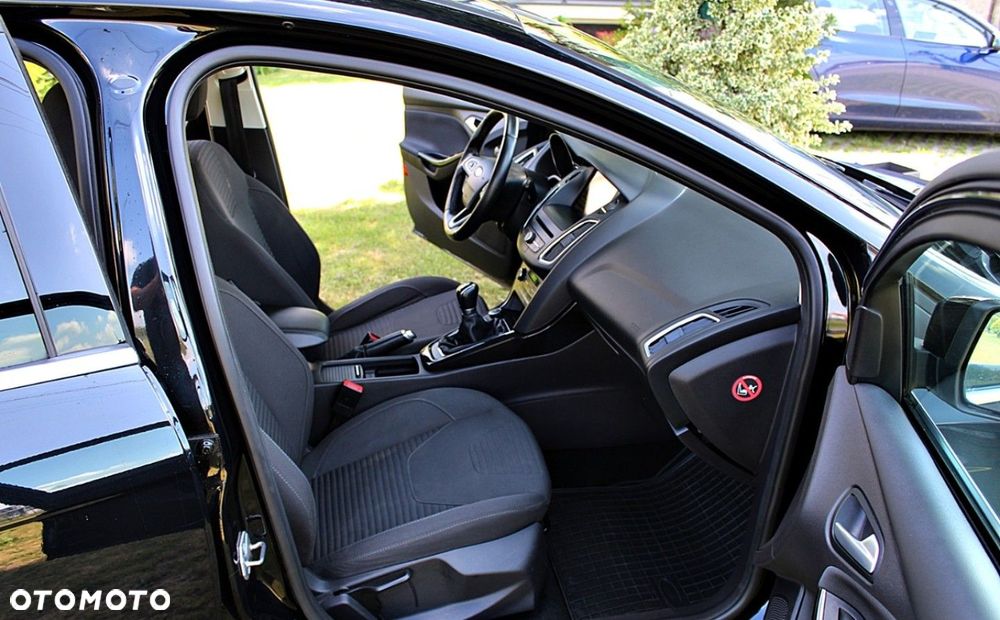 Ford Focus - 16