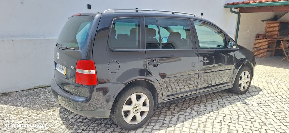 VW Touran 1.9 TDi Highline - 5