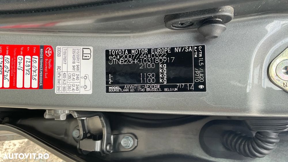 Toyota Camry 2.5 Exclusive - 40