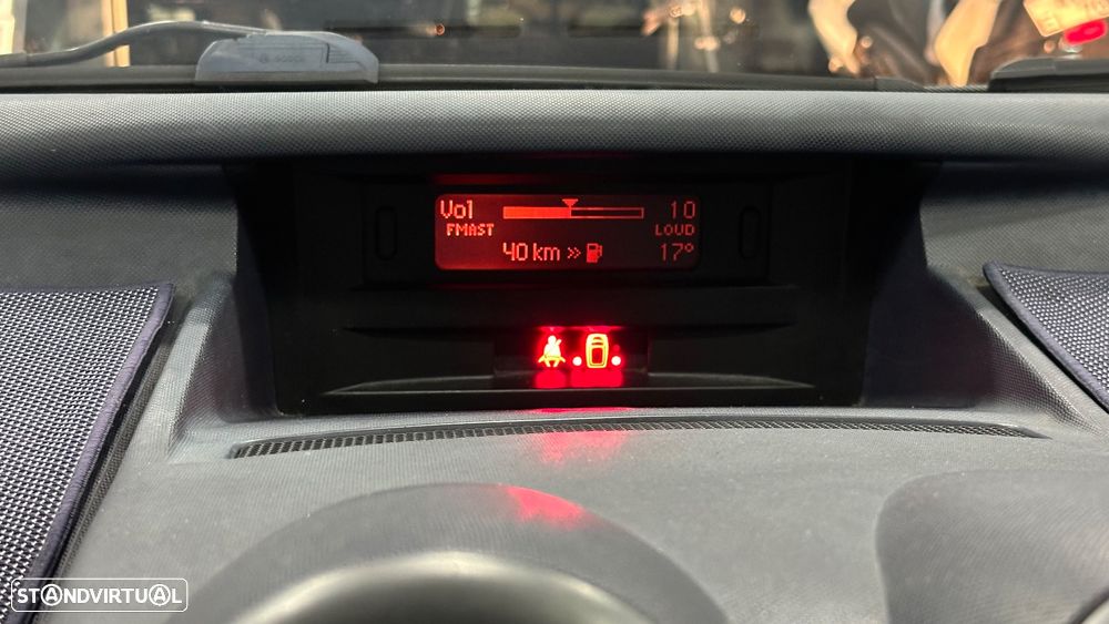 Peugeot 1007 1.4 HDi Sporty - 15