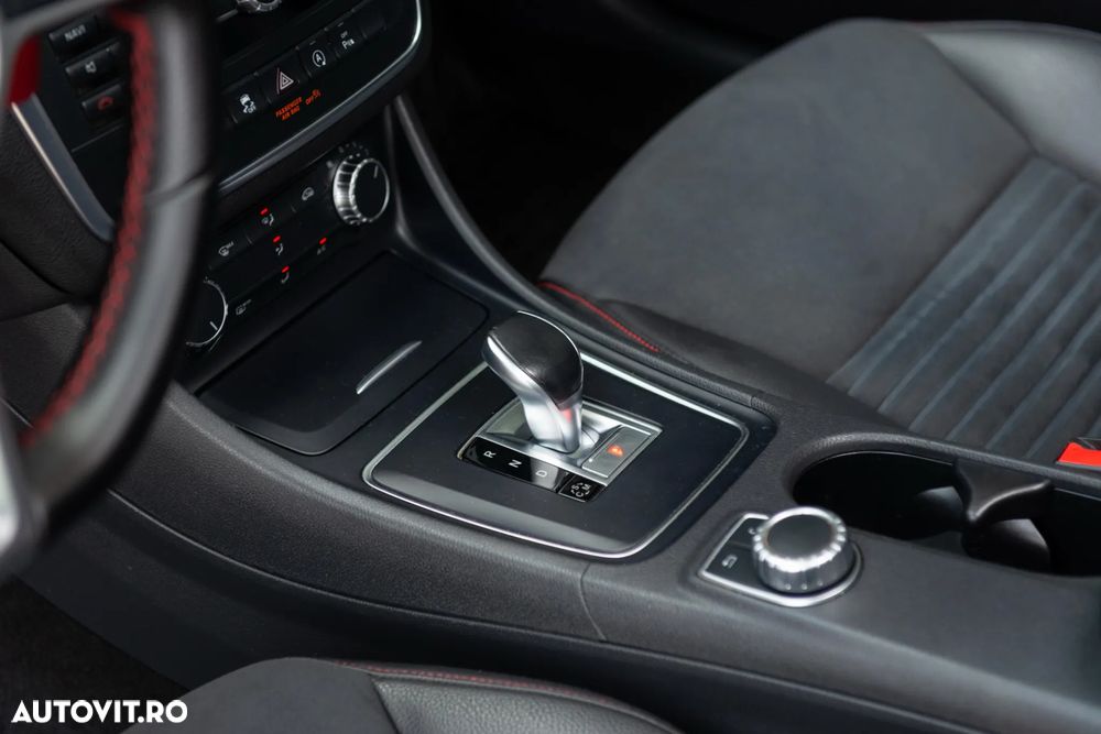 Mercedes-Benz GLA 45 AMG 4MATIC Aut. - 17