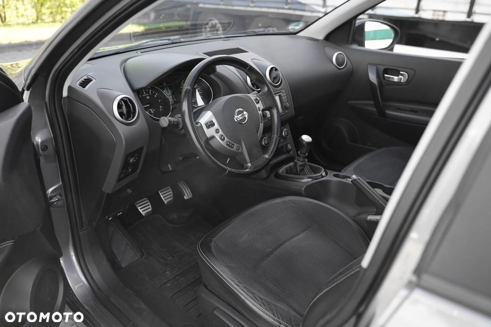 Nissan Qashqai 2.0 360 - 11