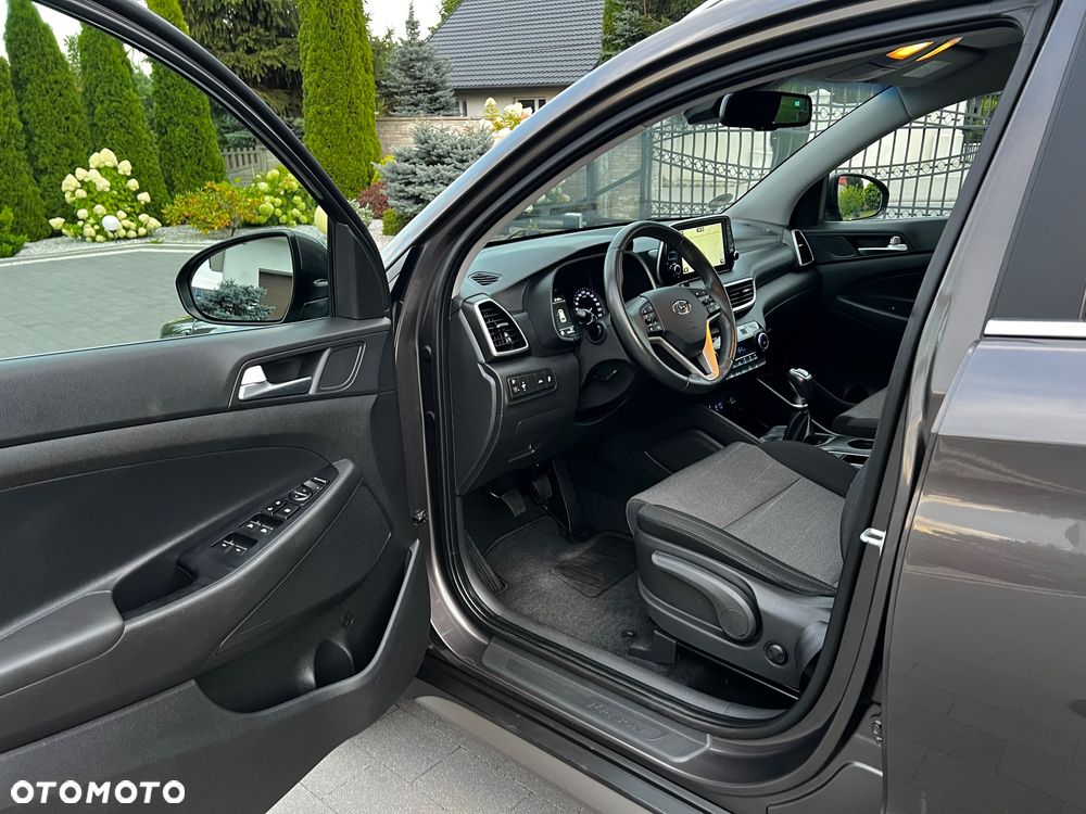 Hyundai Tucson blue 1.6 GDi 2WD Navi - 16