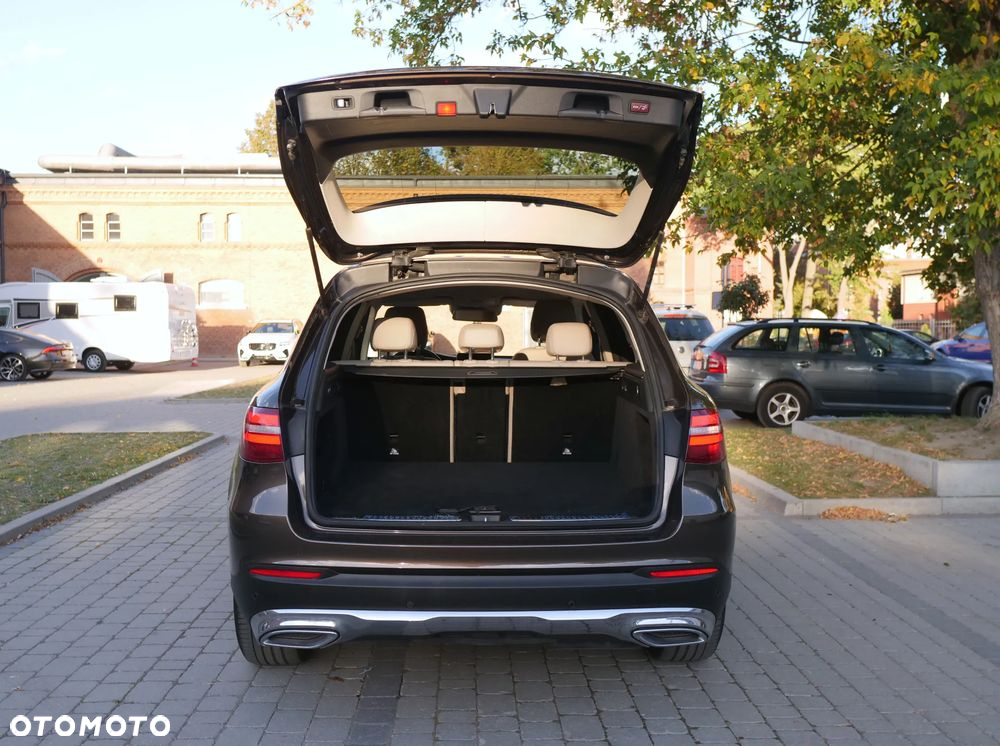 Mercedes-Benz GLC 220 d 4-Matic - 2