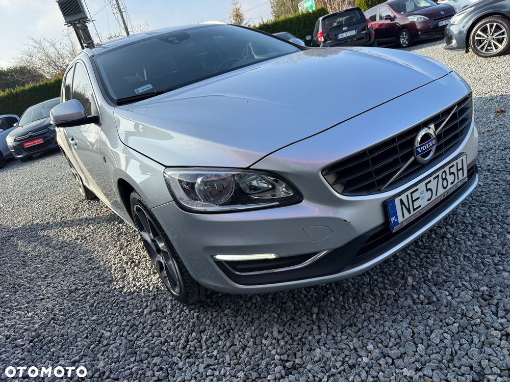 Volvo V60 D4 Drive-E Ocean Race - 17