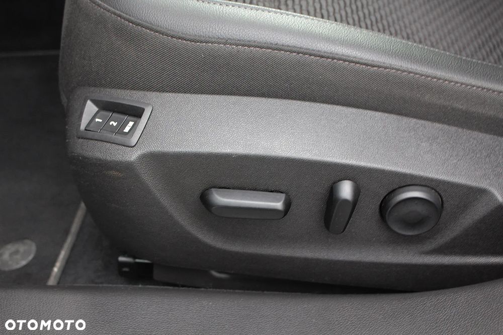 Opel Insignia 1.4 Turbo ecoFLEX Start/Stop Business Innovation - 13