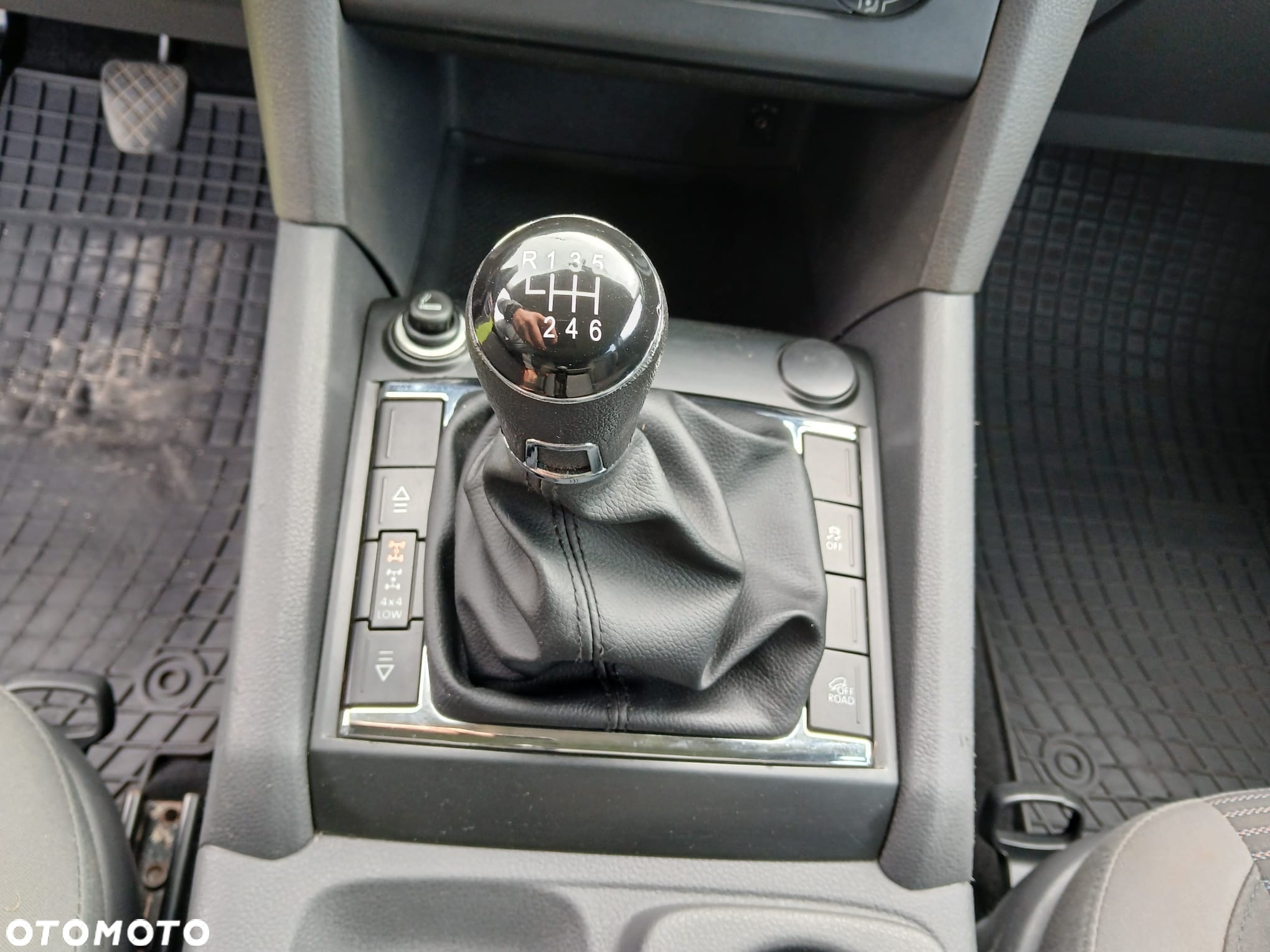 Volkswagen Amarok DC 2.0 TDI Highline - 11