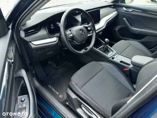 Skoda Octavia 2.0 TDI Ambition - 12
