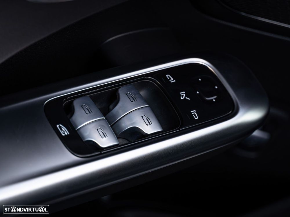 Mercedes-Benz C 300 d AMG Line - 9