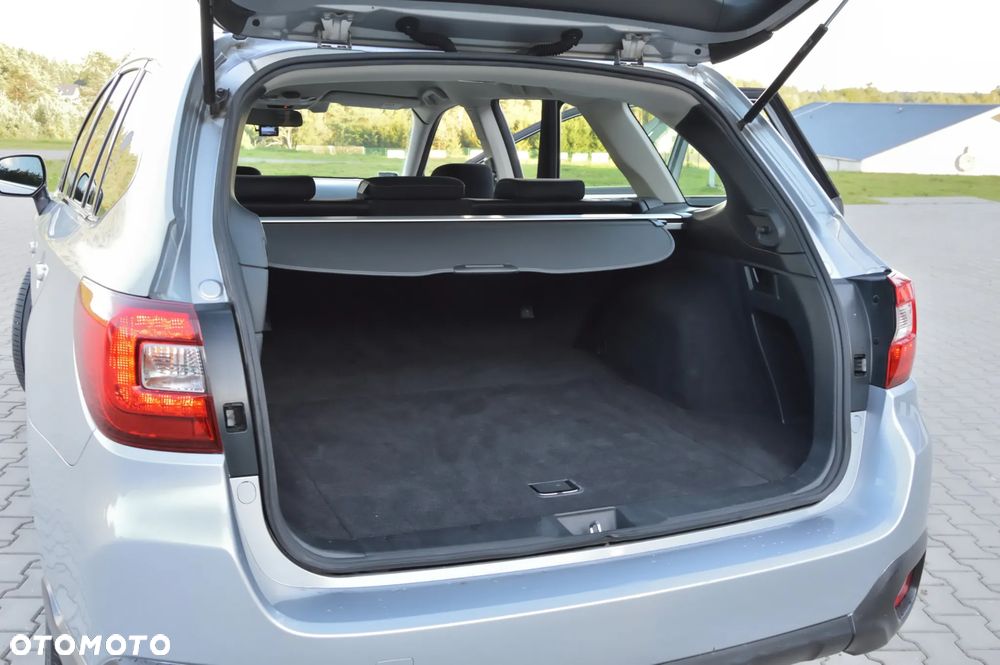 Subaru Outback 2.0D Active Lineartronic - 10