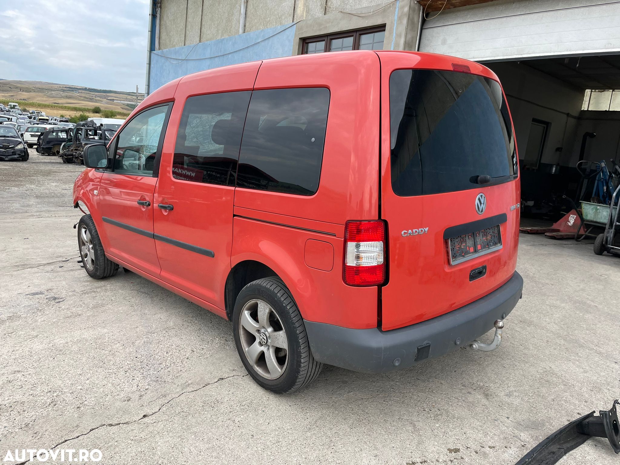 Dezmembrez piese Volkswagen Caddy - 1