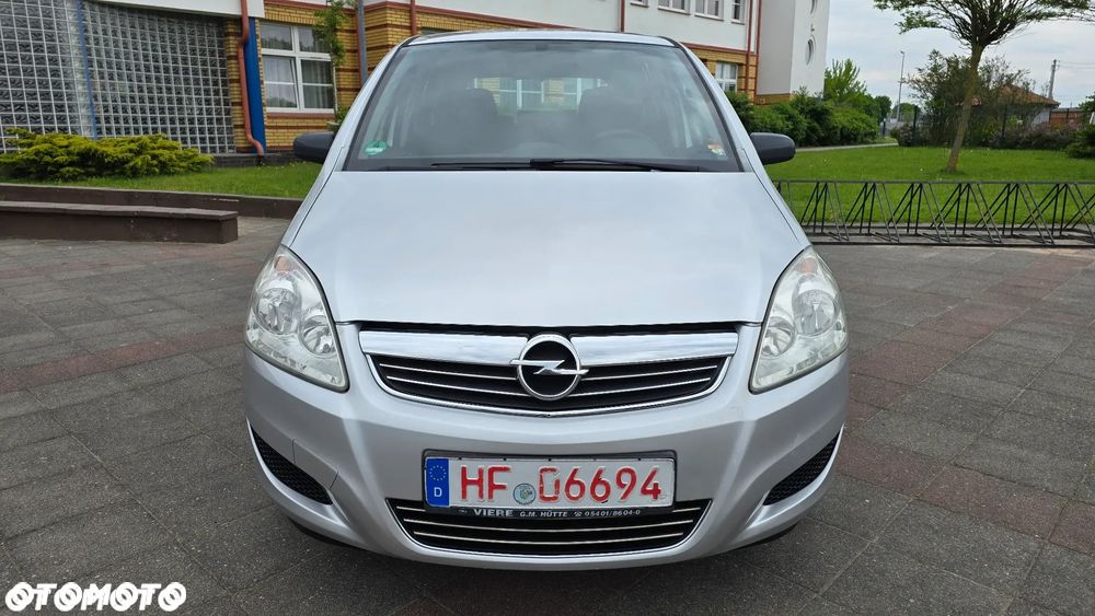 Opel Zafira - 3