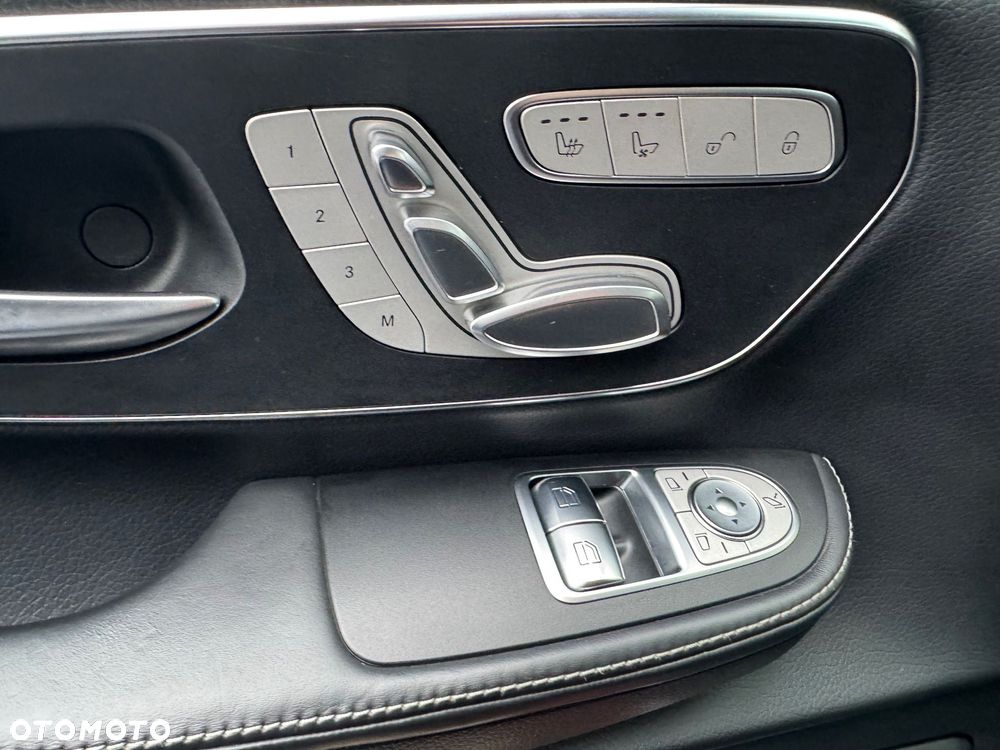 Mercedes-Benz Klasa V 300 d 4-Matic Avantgarde 9G-Tronic (d³ugi) - 21