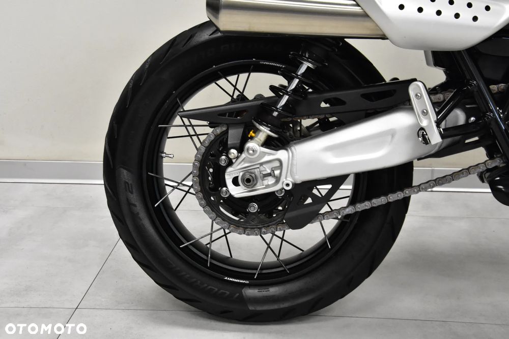 Triumph Scrambler - 34