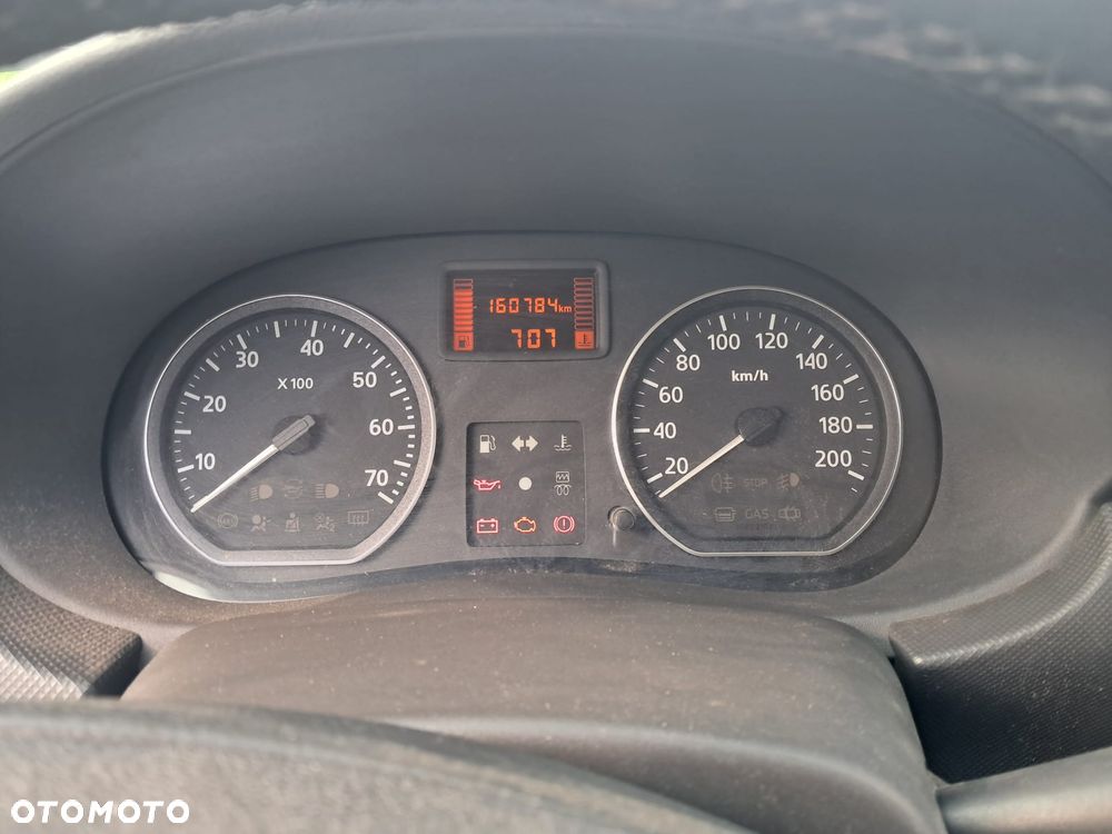 Dacia Sandero - 6