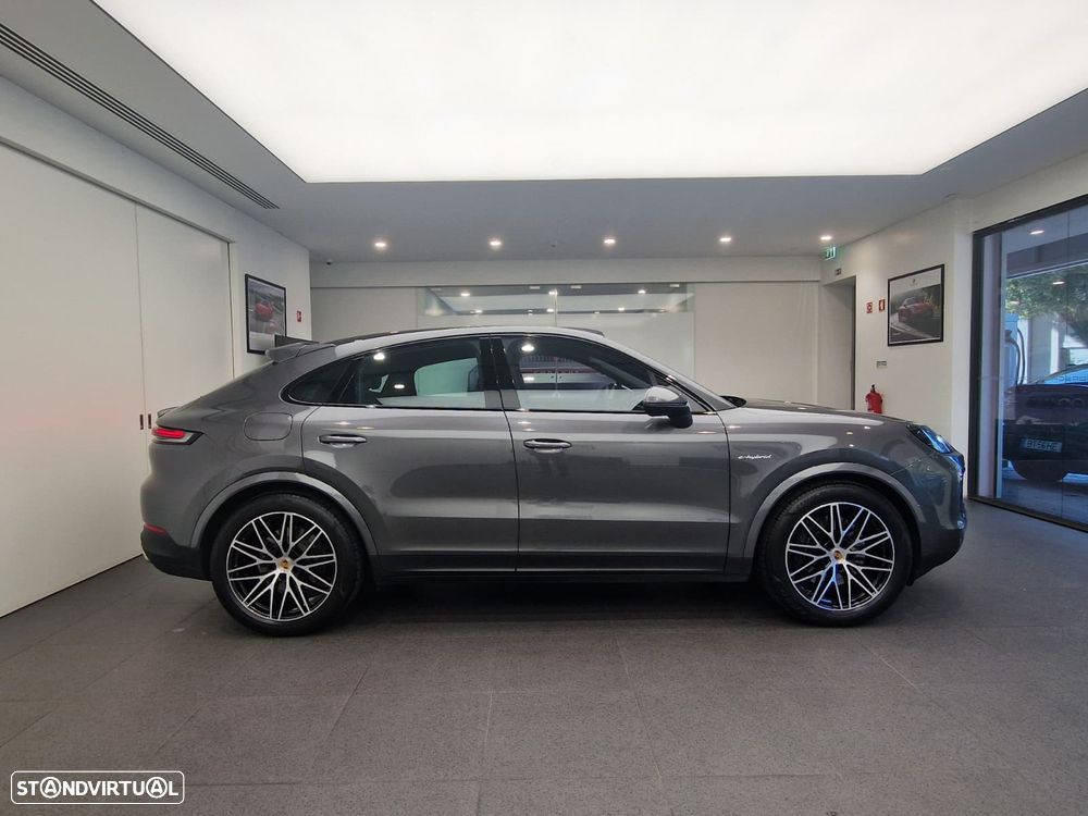 Porsche Cayenne Coupé E-Hybrid - 7