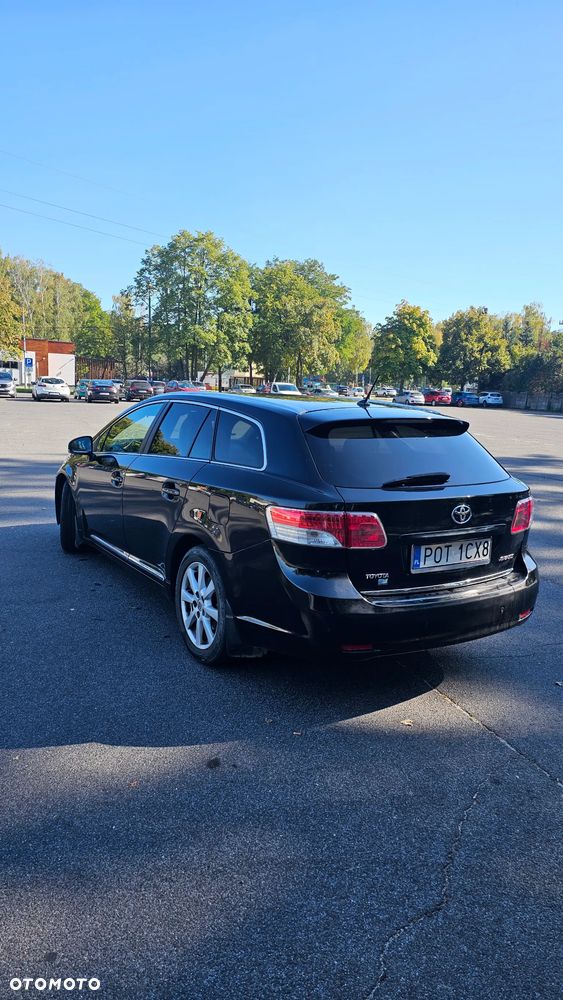 Toyota Avensis 2.2 D-4D 2010 - 3