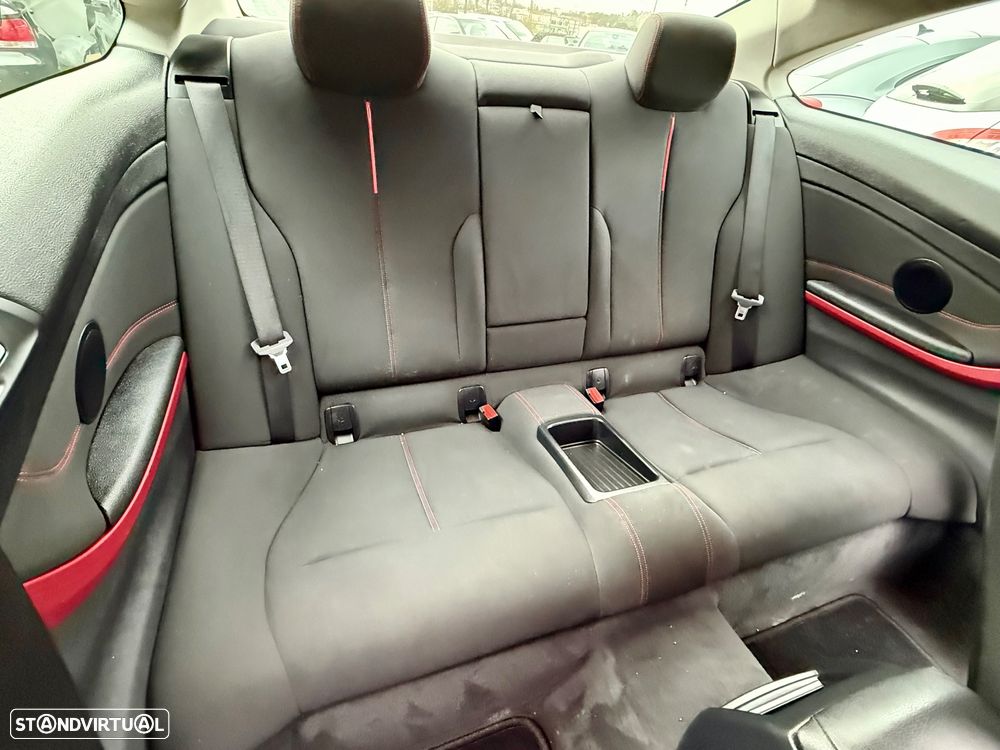 BMW 420 d Pack M - 16