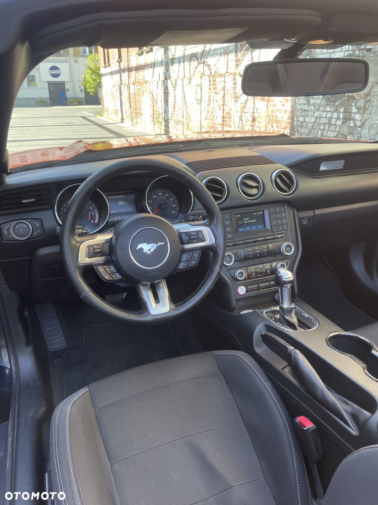 Ford Mustang 3.7 V6 - 12