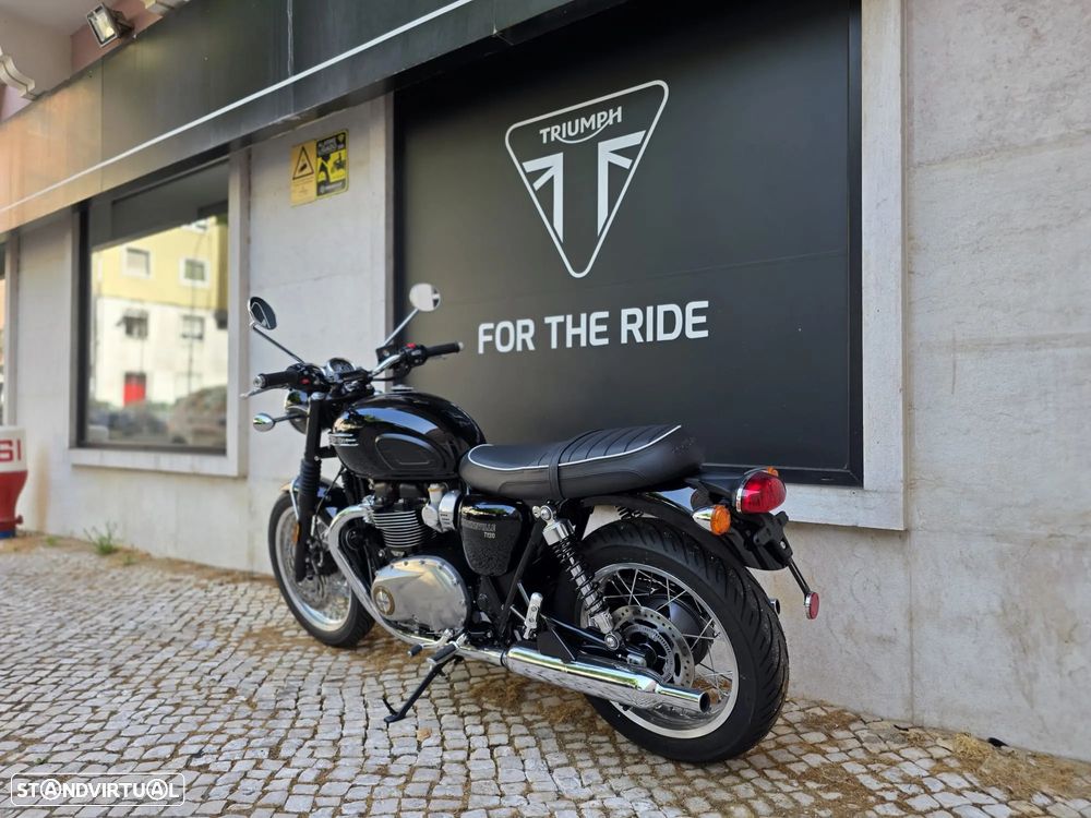 Triumph Bonneville T120 - 3
