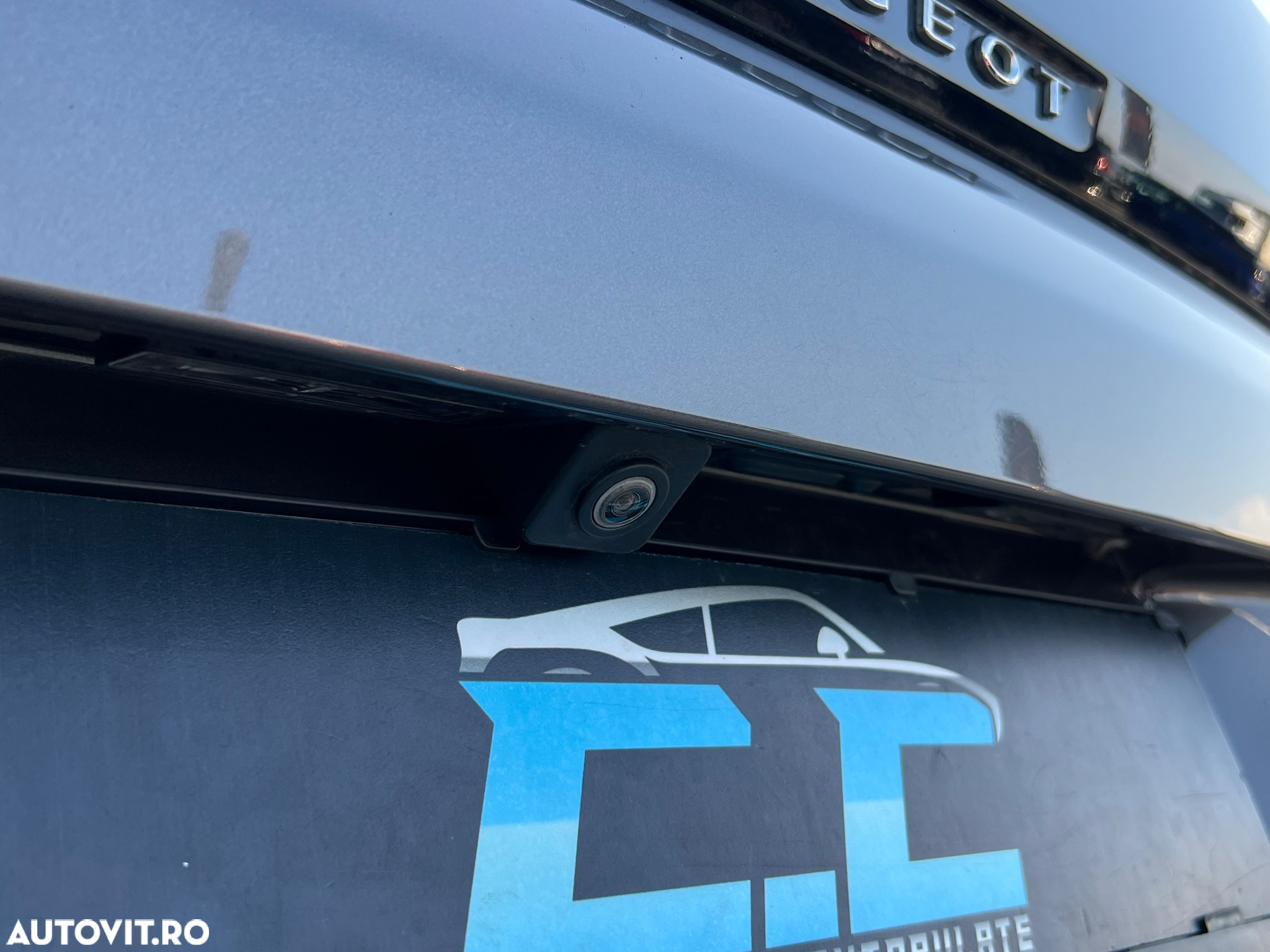 Peugeot 3008 1.5 BlueHDI 130 EAT8 Allure Pack - 25