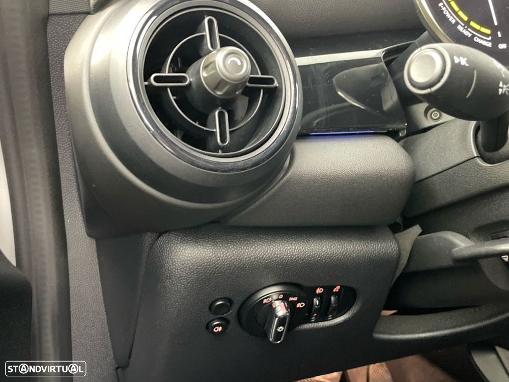 MINI 3 Portas Cooper SE Classic - 17