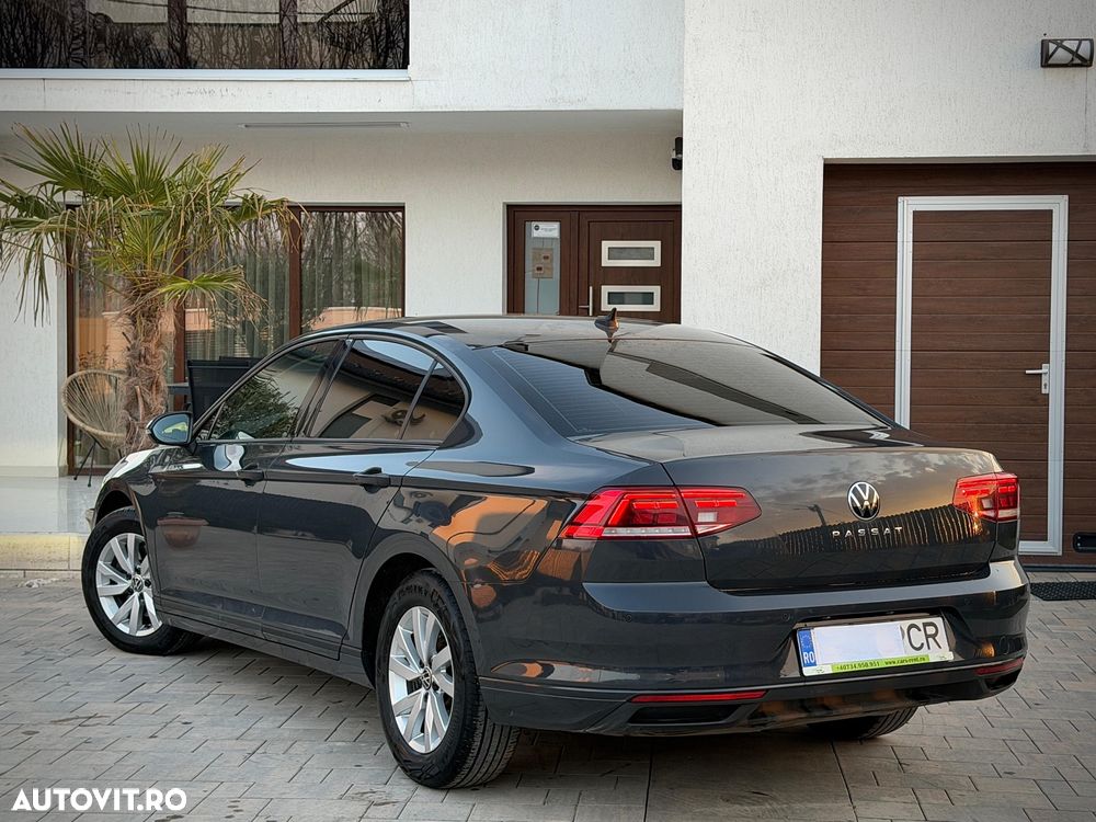 Volkswagen Passat 2.0 TDI SCR DSG Elegance - 4