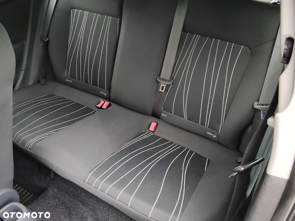 Opel Corsa - 12