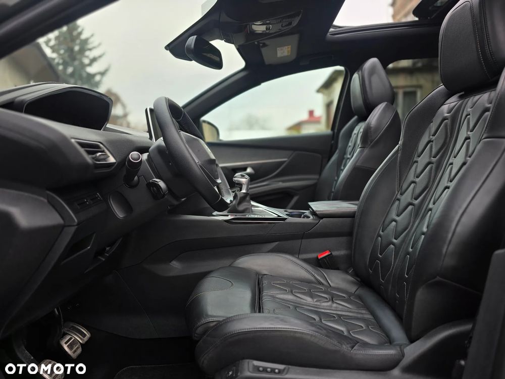 Peugeot 5008 - 15