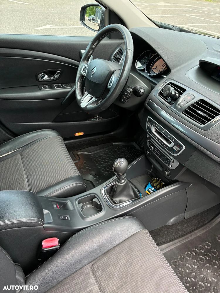 Renault Megane 1.6 dCi Energy Sporty Dynamique - 8