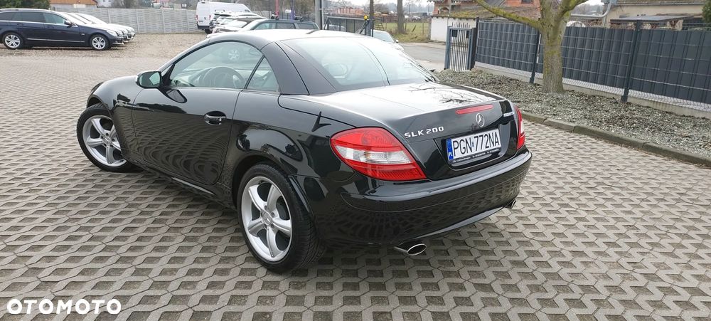 Mercedes-Benz SLK - 24