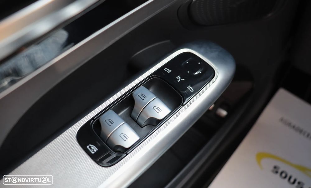 Mercedes-Benz GLC 300 e 4Matic 9G-TRONIC Edition AMG Line - 37