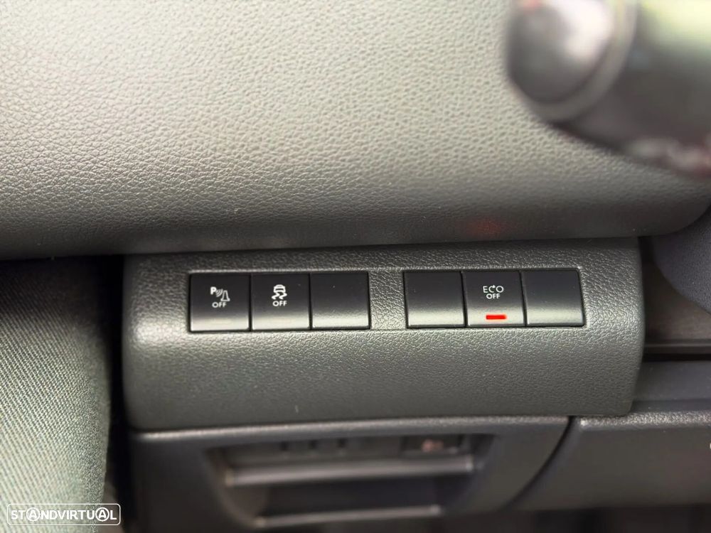 Peugeot 3008 1.6 BlueHDi Style - 17