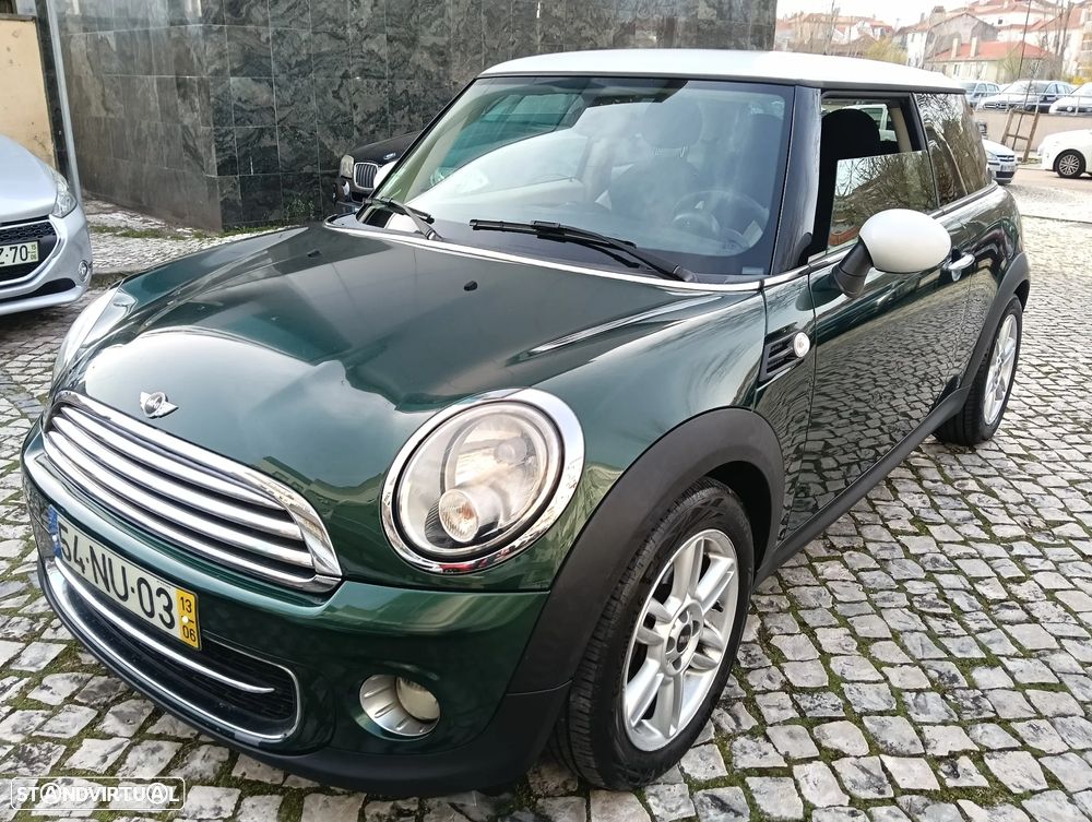 MINI 3 Portas Cooper D - 28