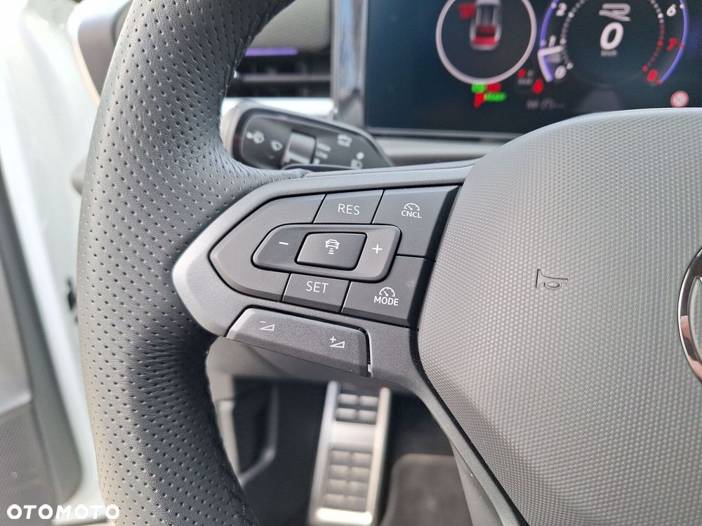 Volkswagen T-Roc - 26