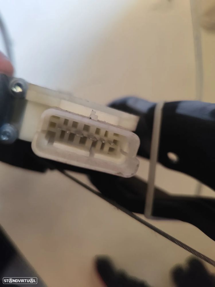 PEUGEOT 308 II ELEVADOR PORTA FRENTE ESQUERDO - 3