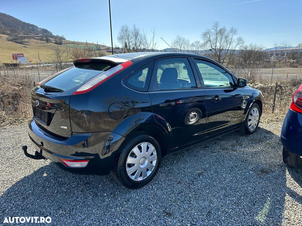 Ford Focus 1.6 TDCI Ambiente - 4