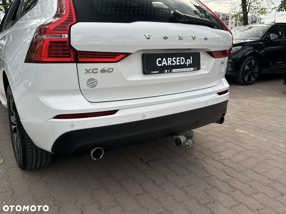 Volvo XC 60 B4 B Momentum - 37