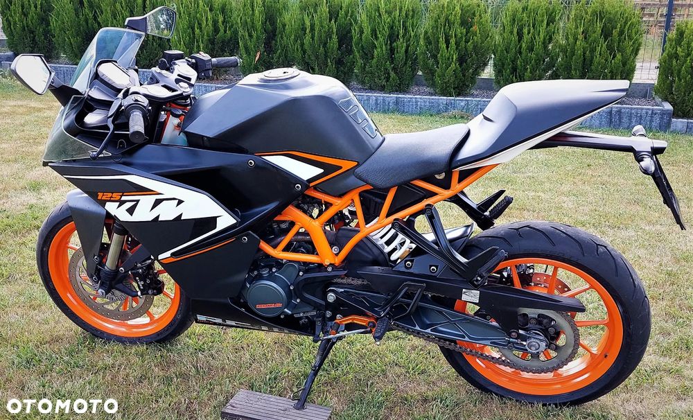 KTM RC 125 - 17