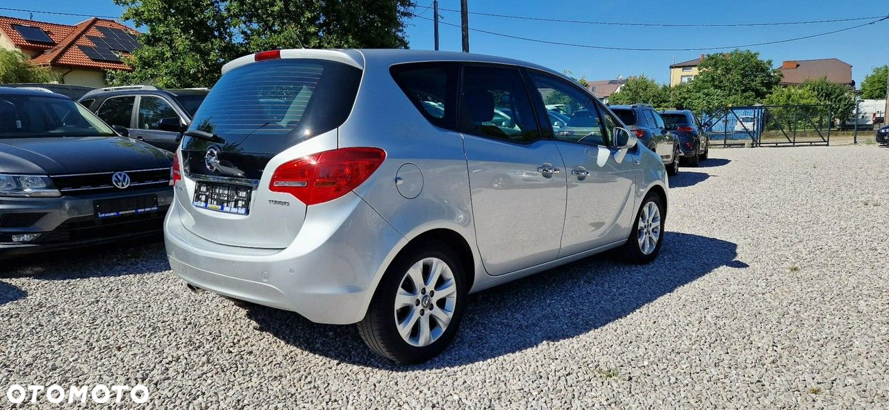 Opel Meriva - 11
