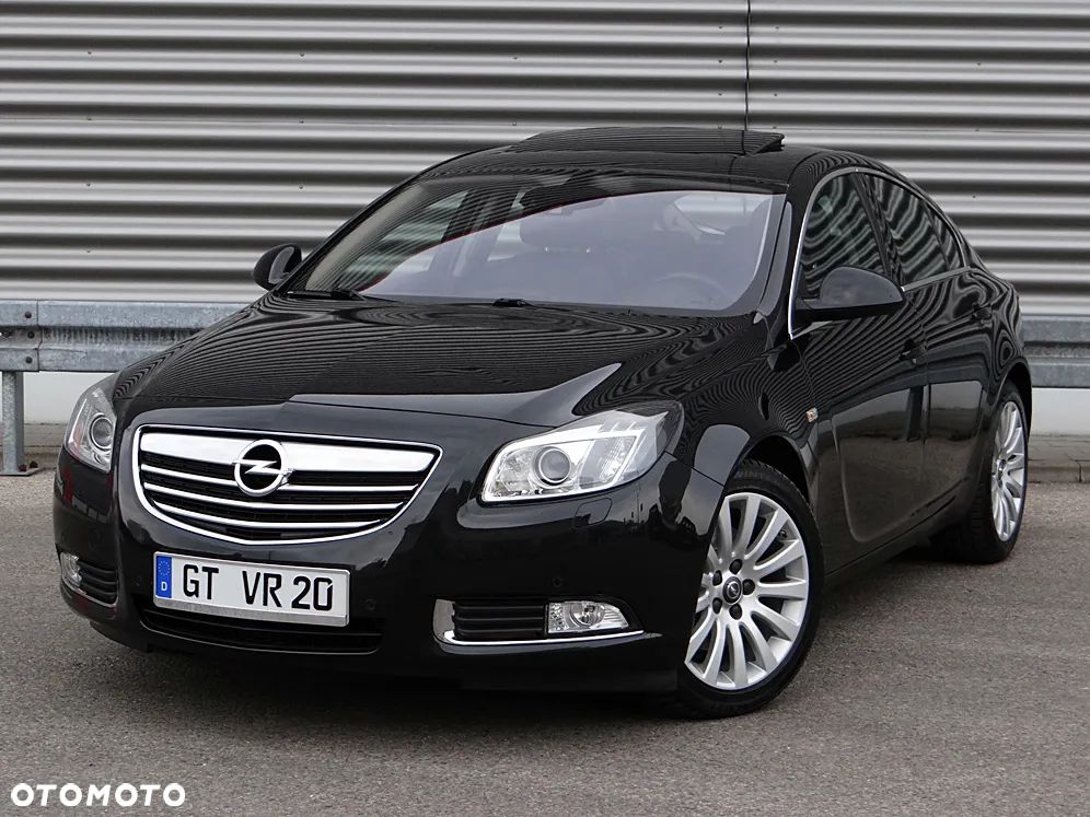 Opel Insignia 2.0 Turbo - 10
