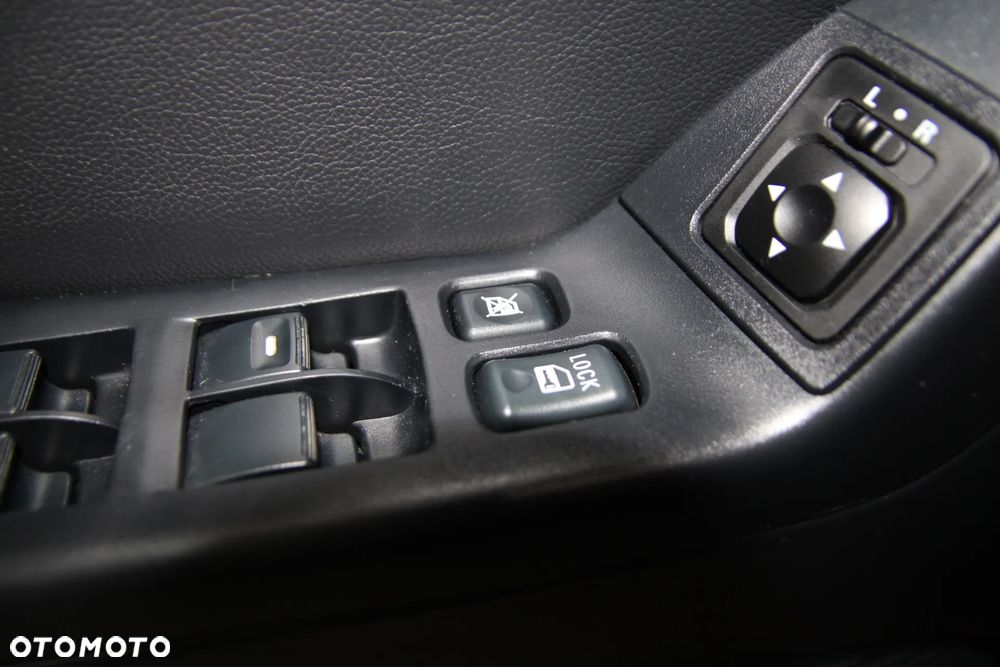 Mitsubishi Lancer 1.6 Invite - 6