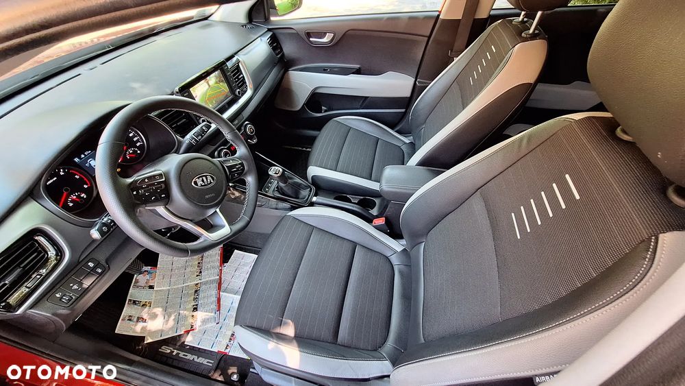 Kia Stonic 1.6 CRDi SCR L - 7