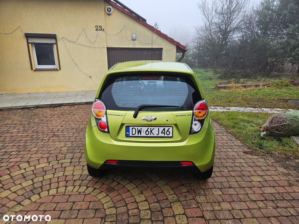Chevrolet Spark 1.0 LS - 4